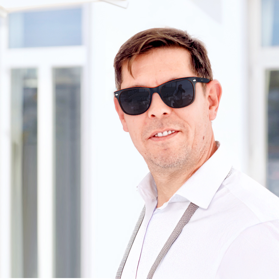 lars john ceo numbirds